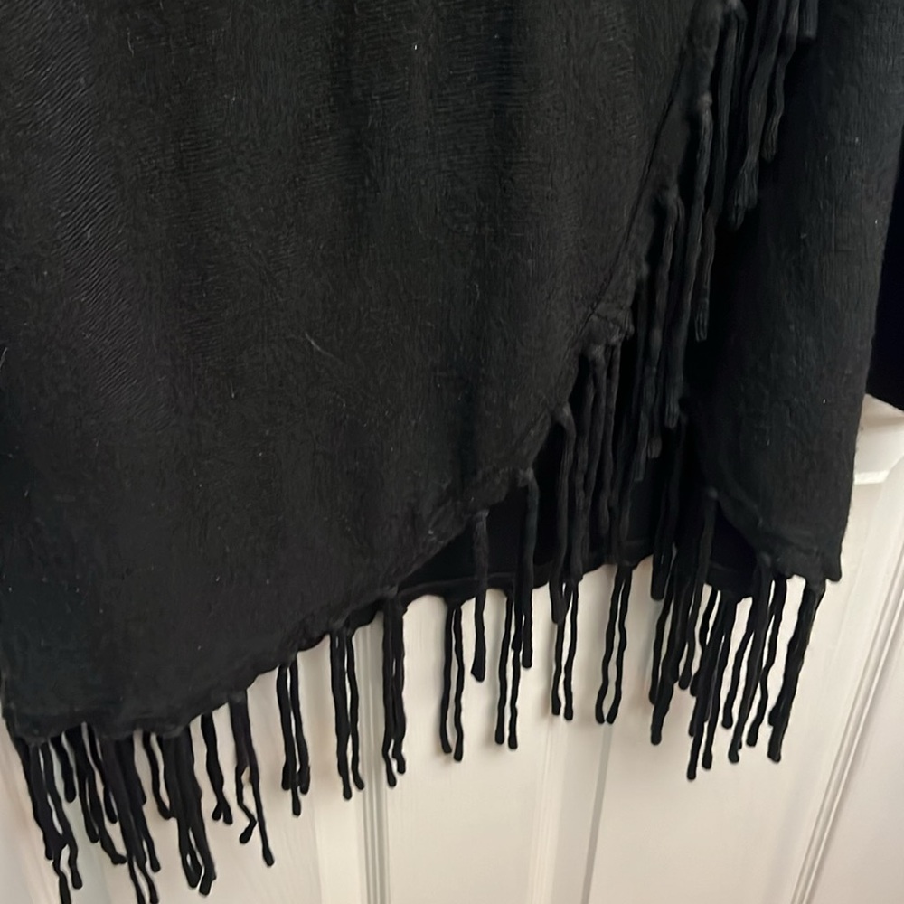 Birch NY Size 2X Cowl Neck & Fringe Sweater